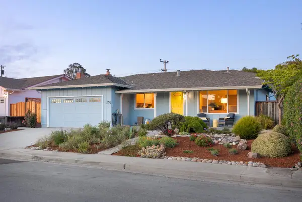 200 Magellan Street, Capitola, CA 95010