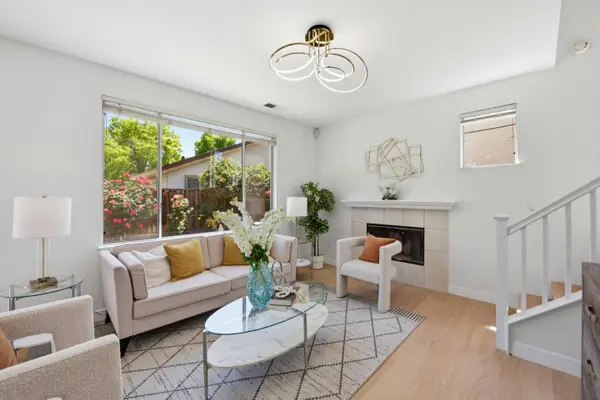 37485 Summer Holly Common, Fremont, CA 94536