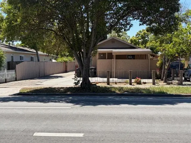 1131, 1135 S 10th Street, San Jose, CA 95112 - #3