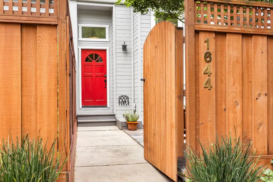 1644 Ocean Street, Santa Cruz, CA 95060 - #2