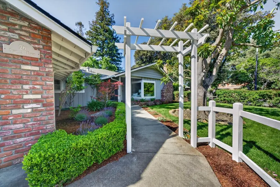 26 Sevilla Drive, Los Altos, CA 94022 - #3