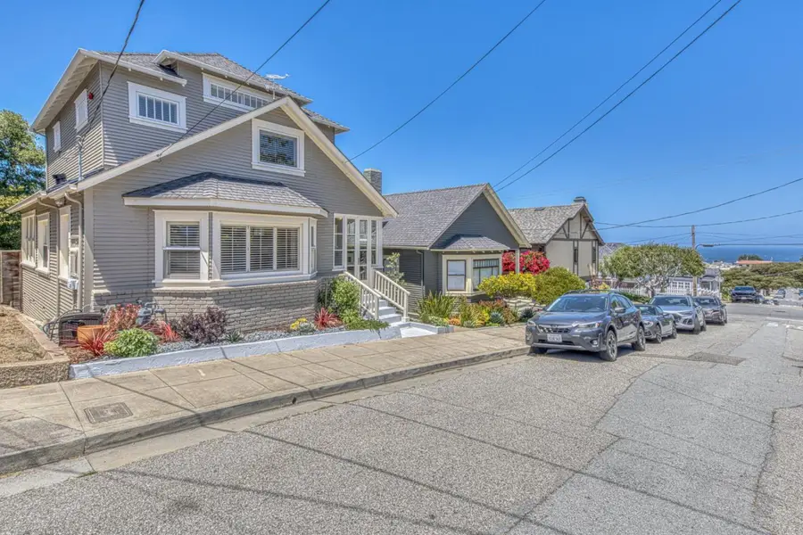 308 14th Street, Pacific Grove, CA 93950 - #2