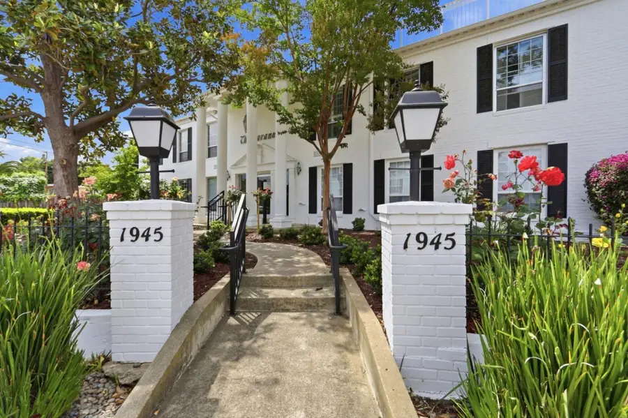 1945 Mount Vernon Court #4, Mountain View, CA 94040 - #2