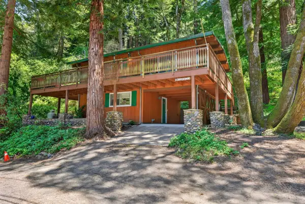 205 Farr Avenue, Aptos, CA 95003