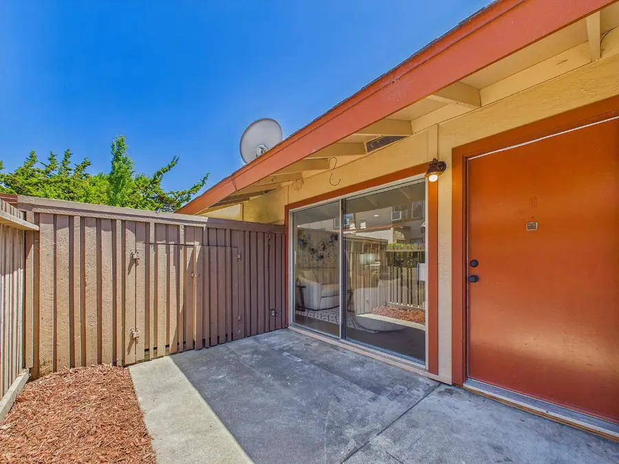 215 Red Oak Drive #G, Sunnyvale, CA 94086 - #3