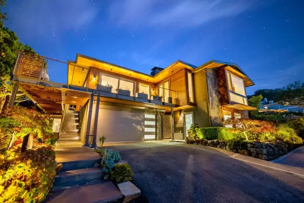 519 Lakemead Way, Redwood City, CA 94062
