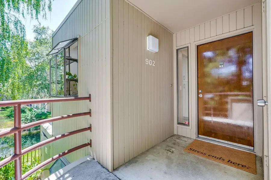 928 Wright Avenue #902, Mountain View, CA 94043 - #2