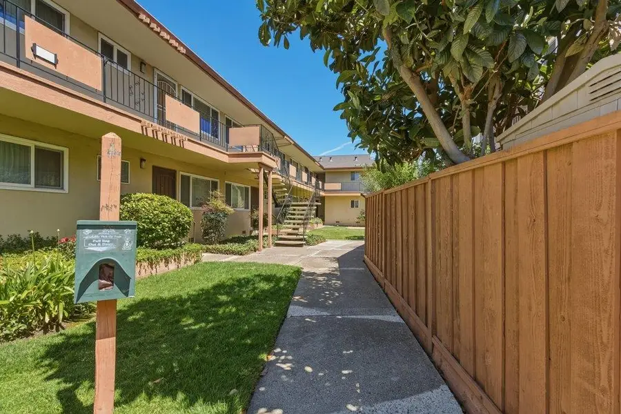 1337 Phelps Avenue #9, San Jose, CA 95117 - #3