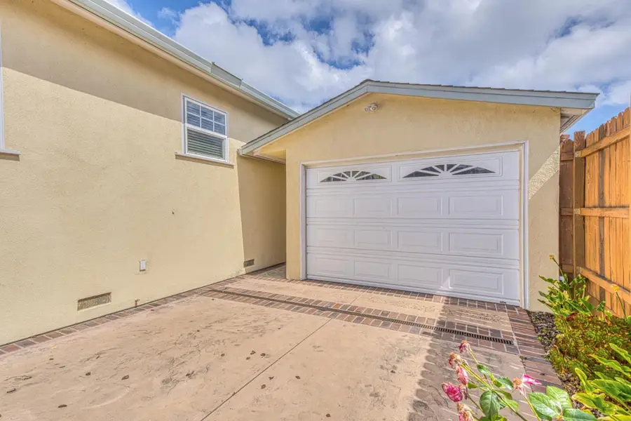 563 Pearl Street, Monterey, CA 93940 - #3