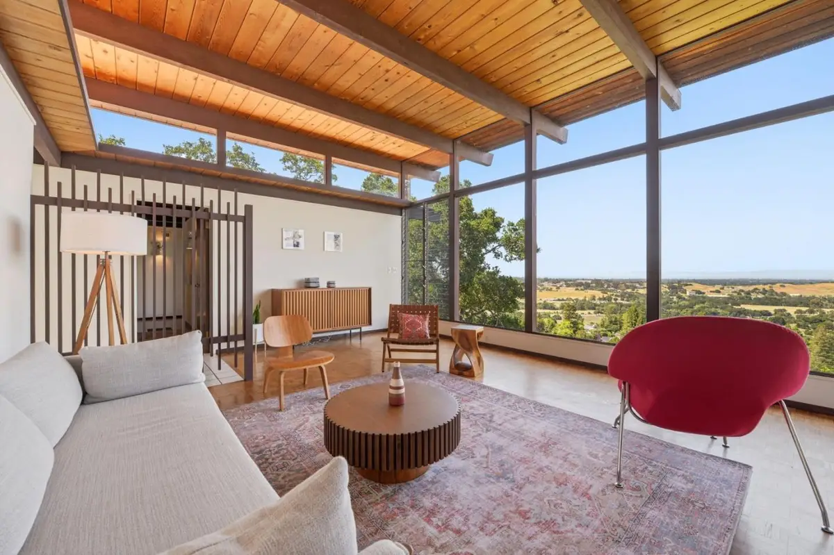 410 Conil Way, Portola Valley, CA 94028 - #1