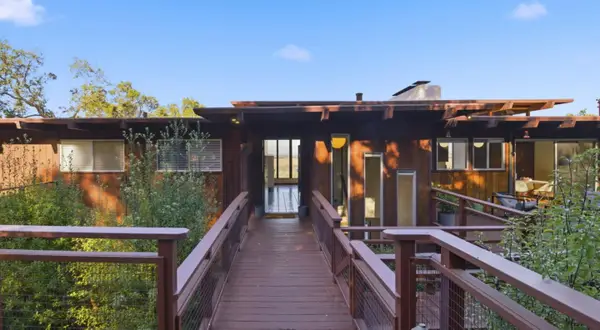 410 Conil Way, Portola Valley, CA 94028