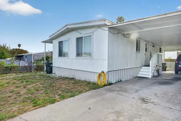 255 E Bolivar #39, Salinas, CA 93906
