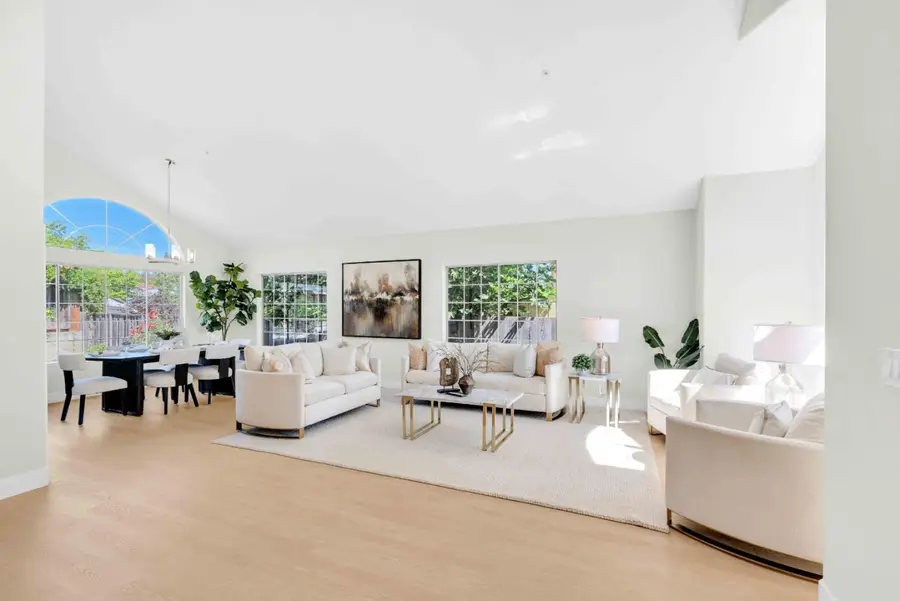 1617 Goldfinch Way, Sunnyvale, CA 94087 - #3