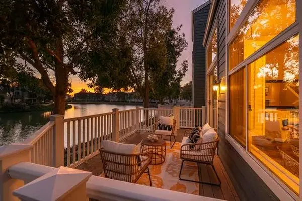 851 Columbia, Redwood Shores, CA 94065