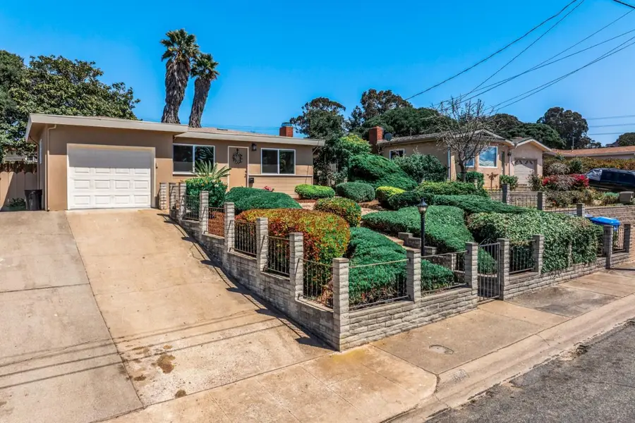 1072 Carson Street, Seaside, CA 93955 - #3