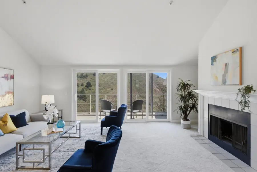 855 Mountain View Drive #4, Daly City, CA 94014 - #3