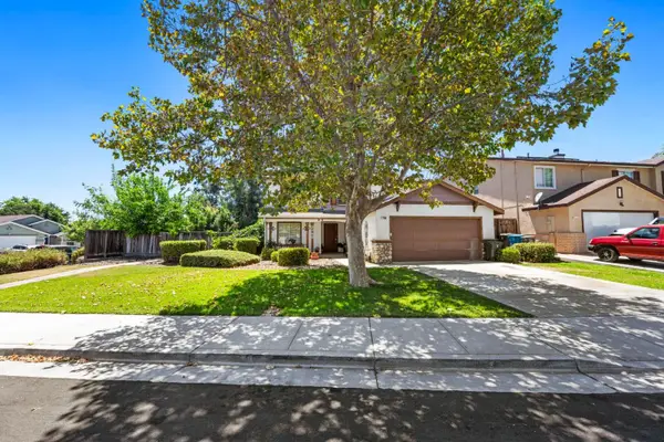 2780 Valley View Road, Hollister, CA 95023
