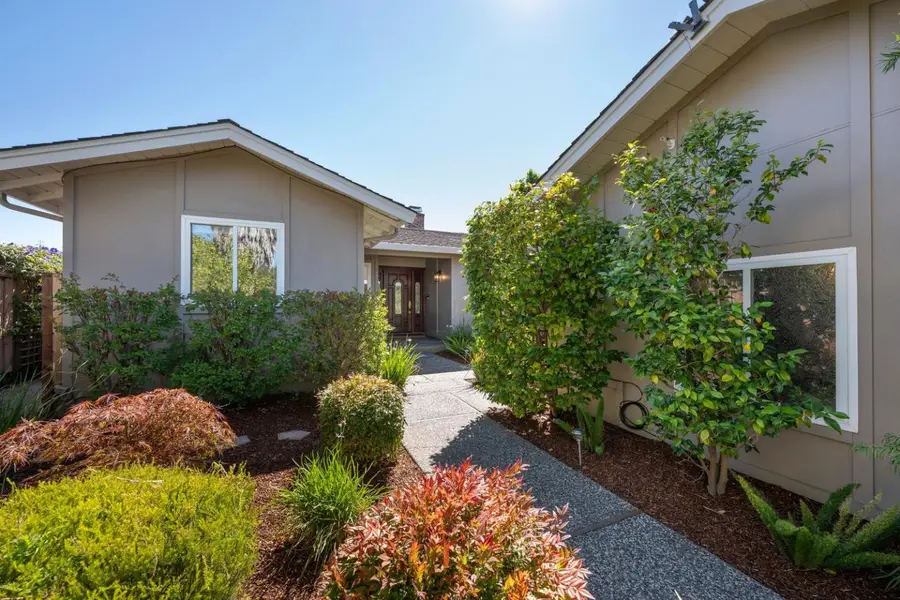 45 Camelot Court, San Carlos, CA 94070 - #2
