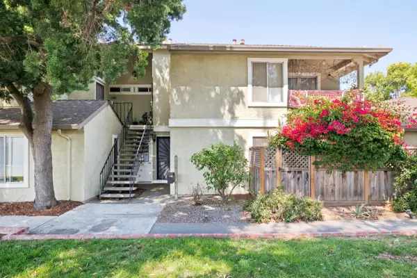1052 Delna Manor Lane #1052, San Jose, CA 95128