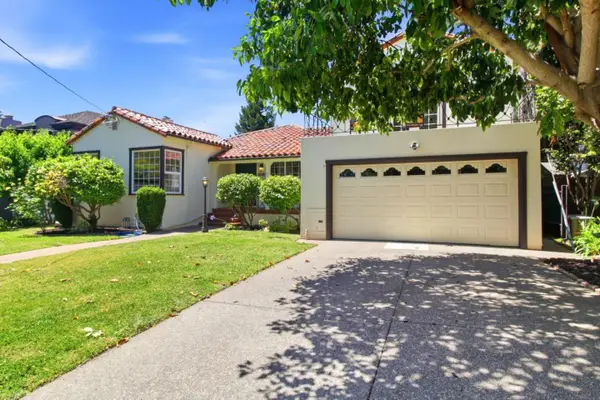 1114 Palm Avenue, San Mateo, CA 94401