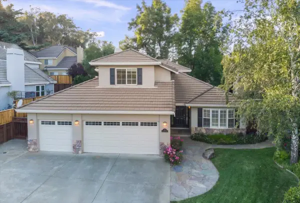 251 Oak Grove Court, Morgan Hill, CA 95037