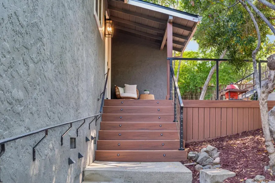 611 Hillcrest Drive, Redwood City, CA 94062 - #3