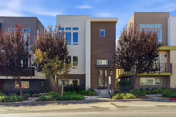 162 Llano De Los Robles Avenue, San Jose, CA 95136