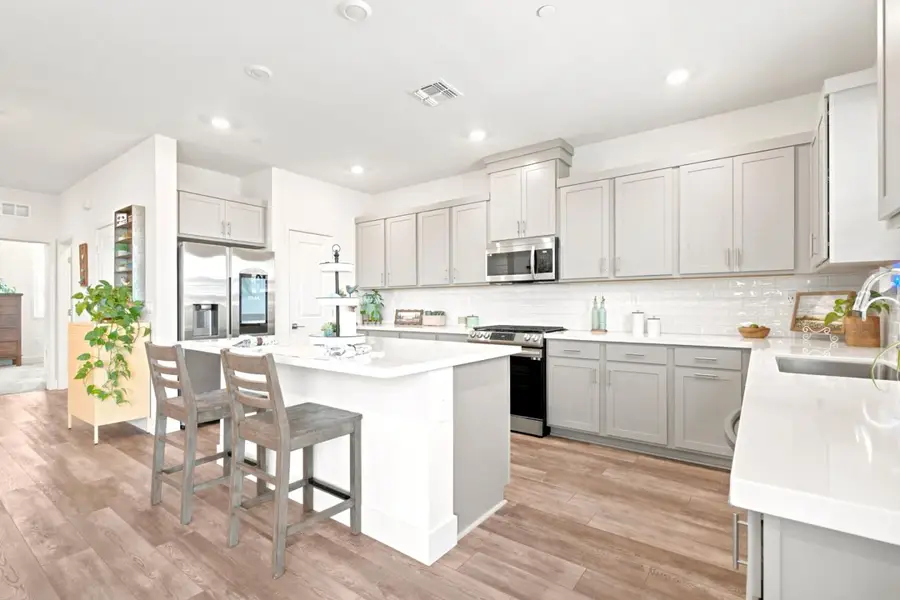 2201 Brighton Drive, Hollister, CA 95023 - #3