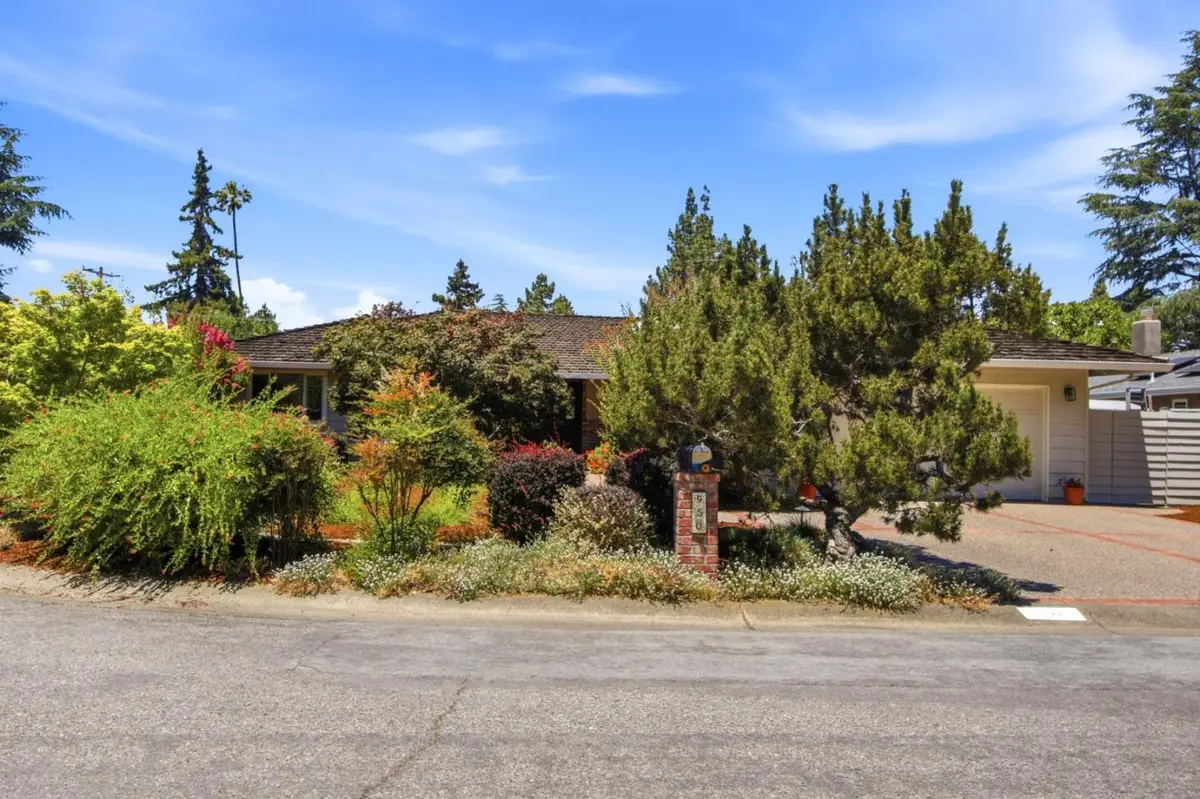 950 Black Mountain Court, Los Altos, CA 94024 - #1