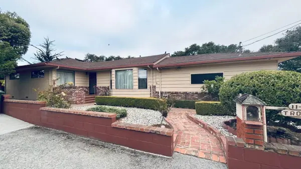11 Ivy Street, Monterey, CA 93940