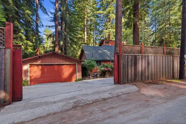 374 Teilh Drive, Boulder Creek, CA 95006