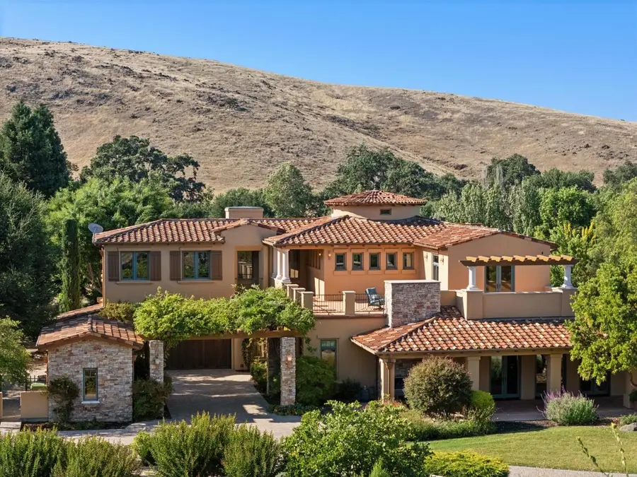 1295 Lions Peak Lane, San Martin, CA 95046 - #2