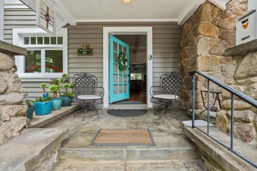 217 Walnut Street, Pacific Grove, CA 93950 - #3