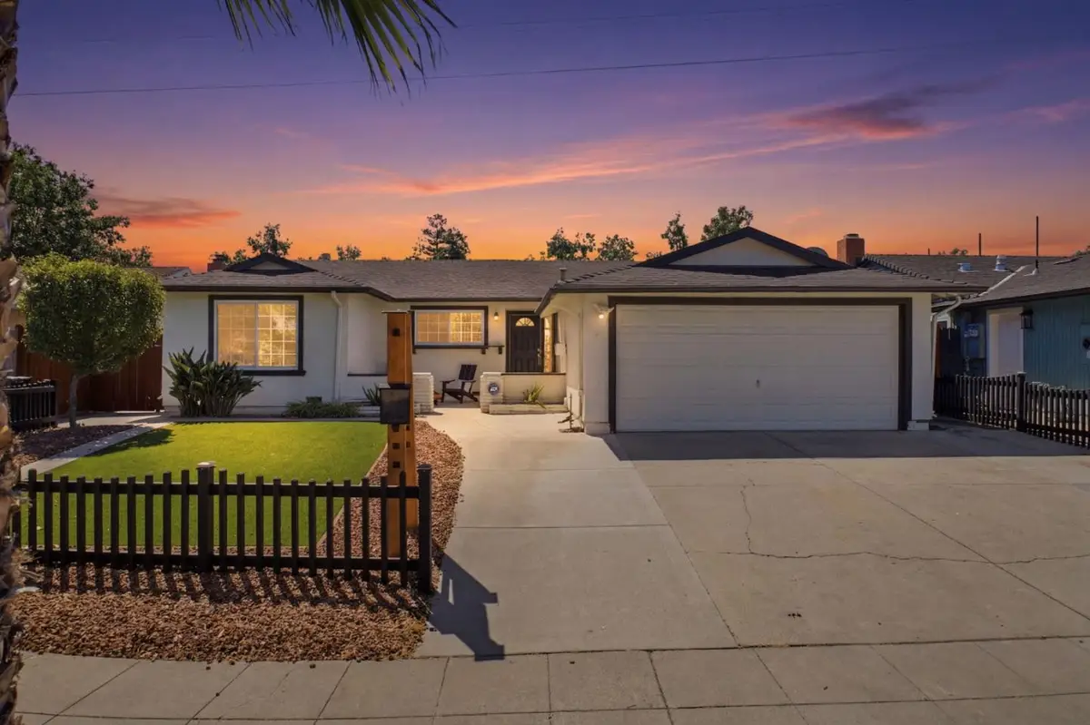 1052 Summerfield Drive, San Jose, CA 95121 - #1