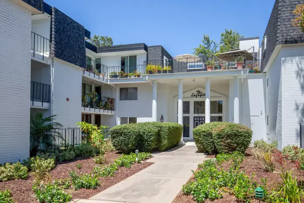 1943 Mount Vernon Court #107, Mountain View, CA 94040