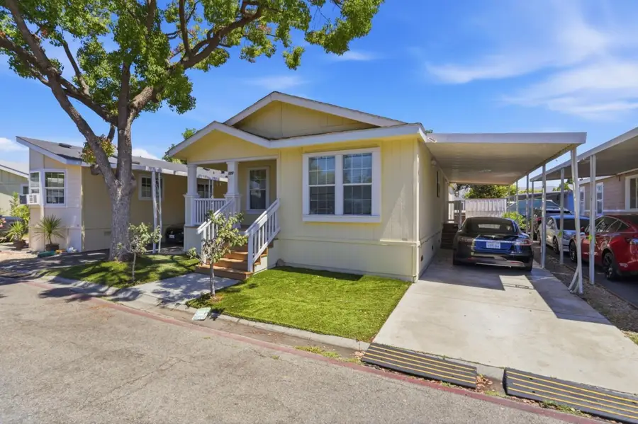 123 El Bosque Drive #123, San Jose, CA 95134 - #3
