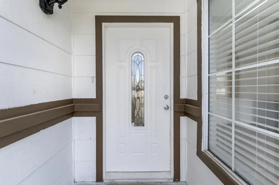 527 Park Warren Drive, Los Banos, CA 93635 - #3