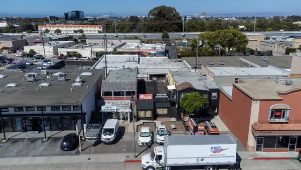 2277-2283 South El Camino Real, San Mateo, CA 94403