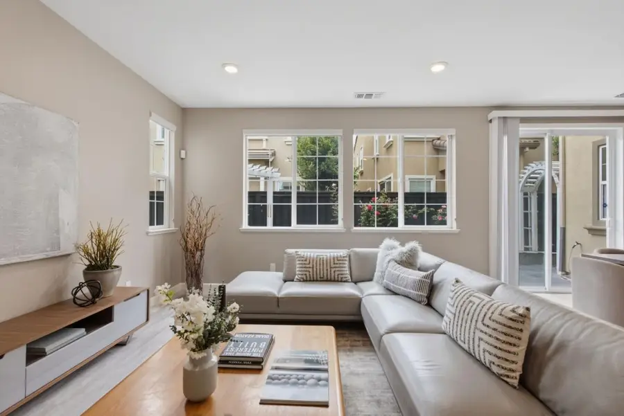 1429 Poppy Lane, Hayward, CA 94545 - #2