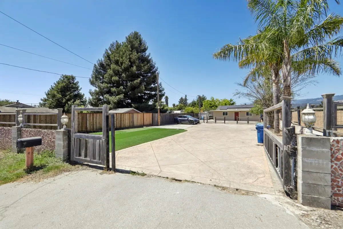 9 Hughes Road, Watsonville, CA 95076 - #1