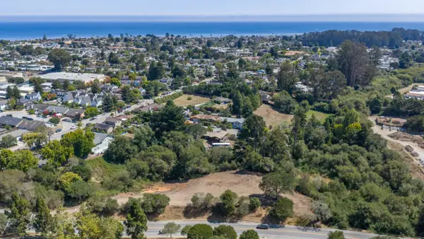 30th Brommer Street, Santa Cruz, CA 95062