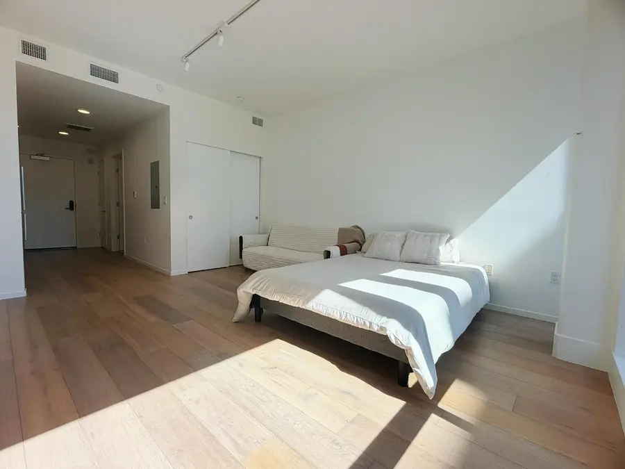 Address Withheld By Seller, San Francisco, CA 94109 - #2