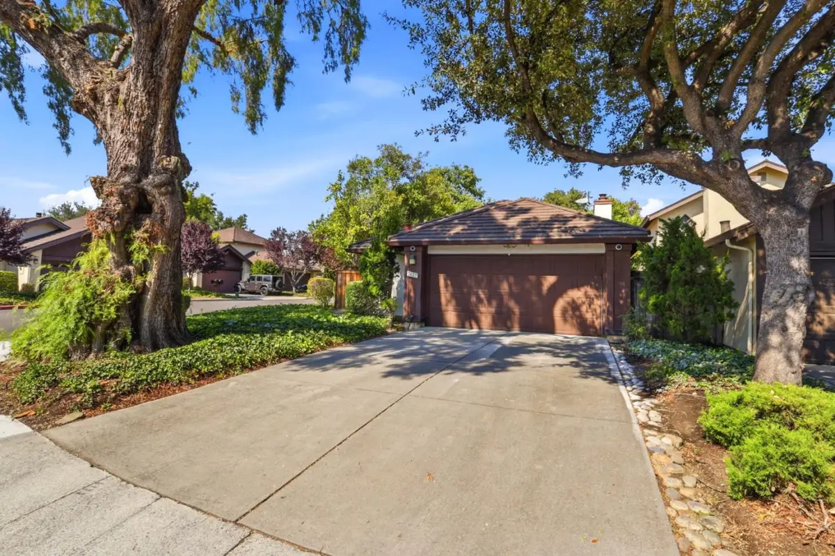 2627 Mabury Square, San Jose, CA 95133 - #1
