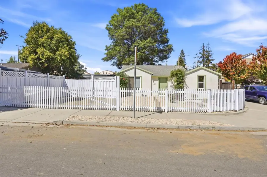 1001 Obrien Court, San Jose, CA 95126 - #3