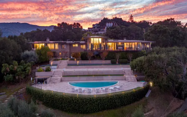 Address Withheld By Seller, Los Altos Hills, CA 94024