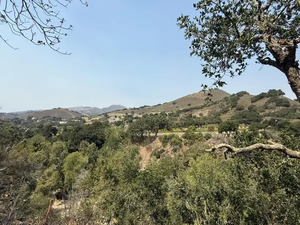 13 Rancho El Robledo, Carmel Valley, CA 93924