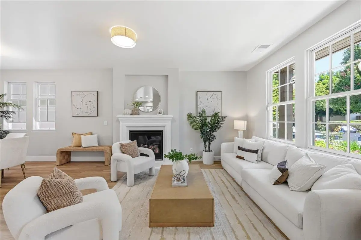 936 Valencia Avenue, Mountain View, CA 94040 - #1