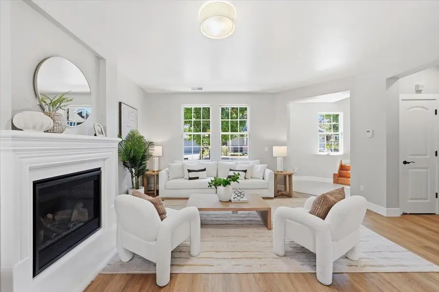 936 Valencia Avenue, Mountain View, CA 94040 - #2