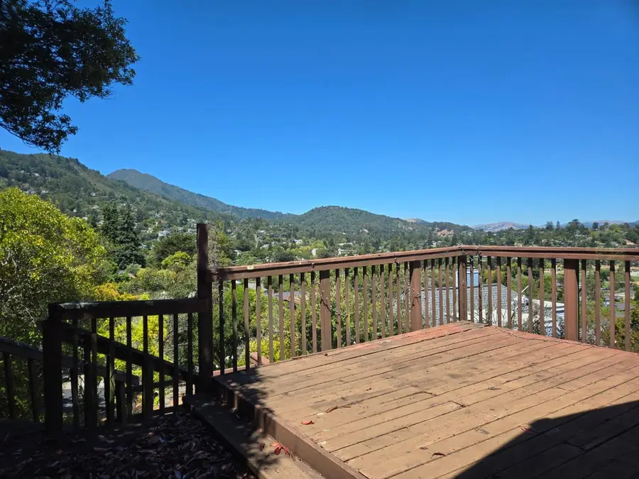 256 Sausalito Street, Corte Madera, CA 94925 - #2