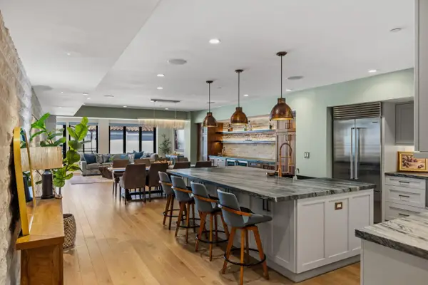 542 Lighthouse Ave #210, Pacific Grove, CA 93950
